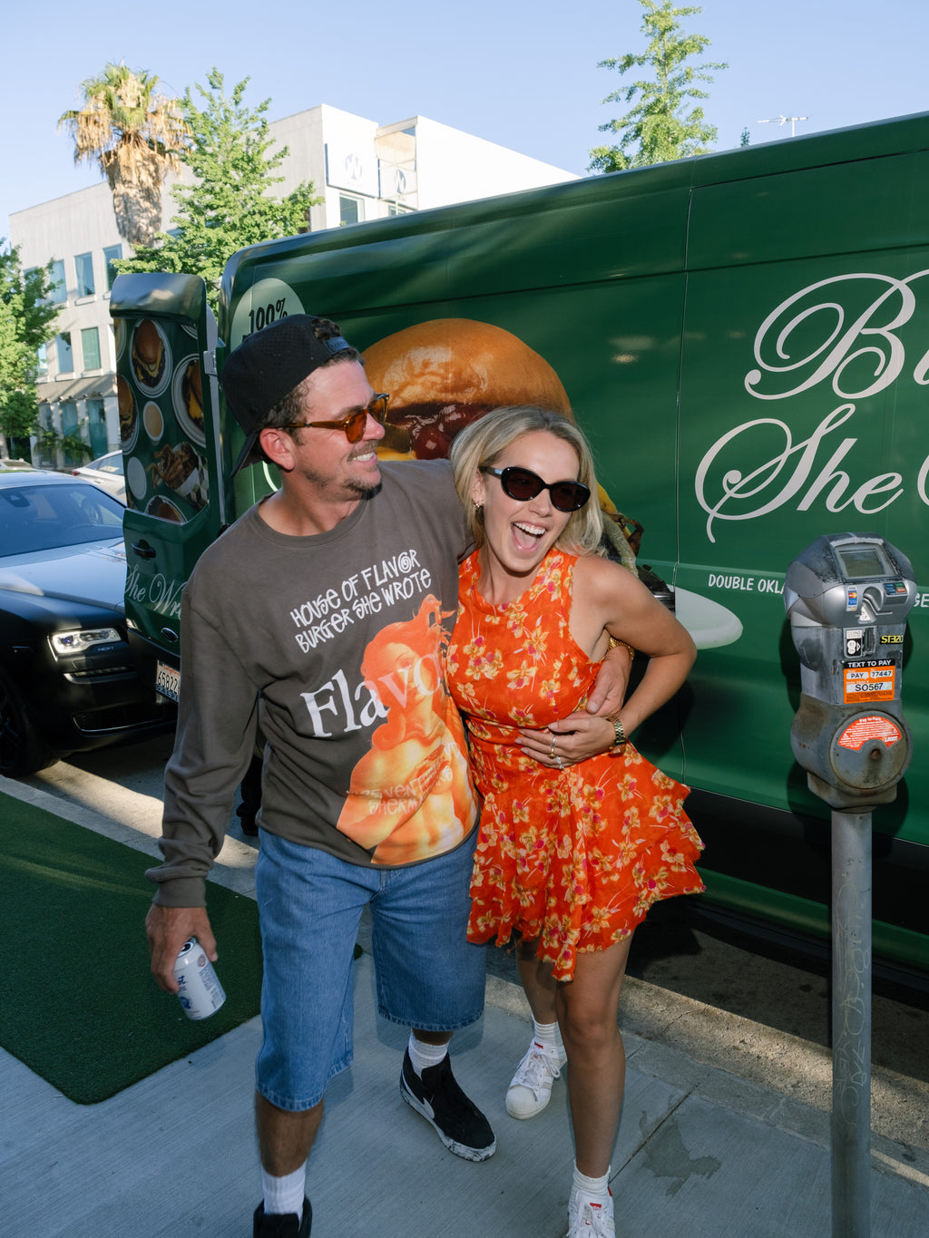HOUSE OF FLAVOR x STANDARD ISSUE LONG SLEEVED TEE SHIRT FOR BURGER SHE WROTE