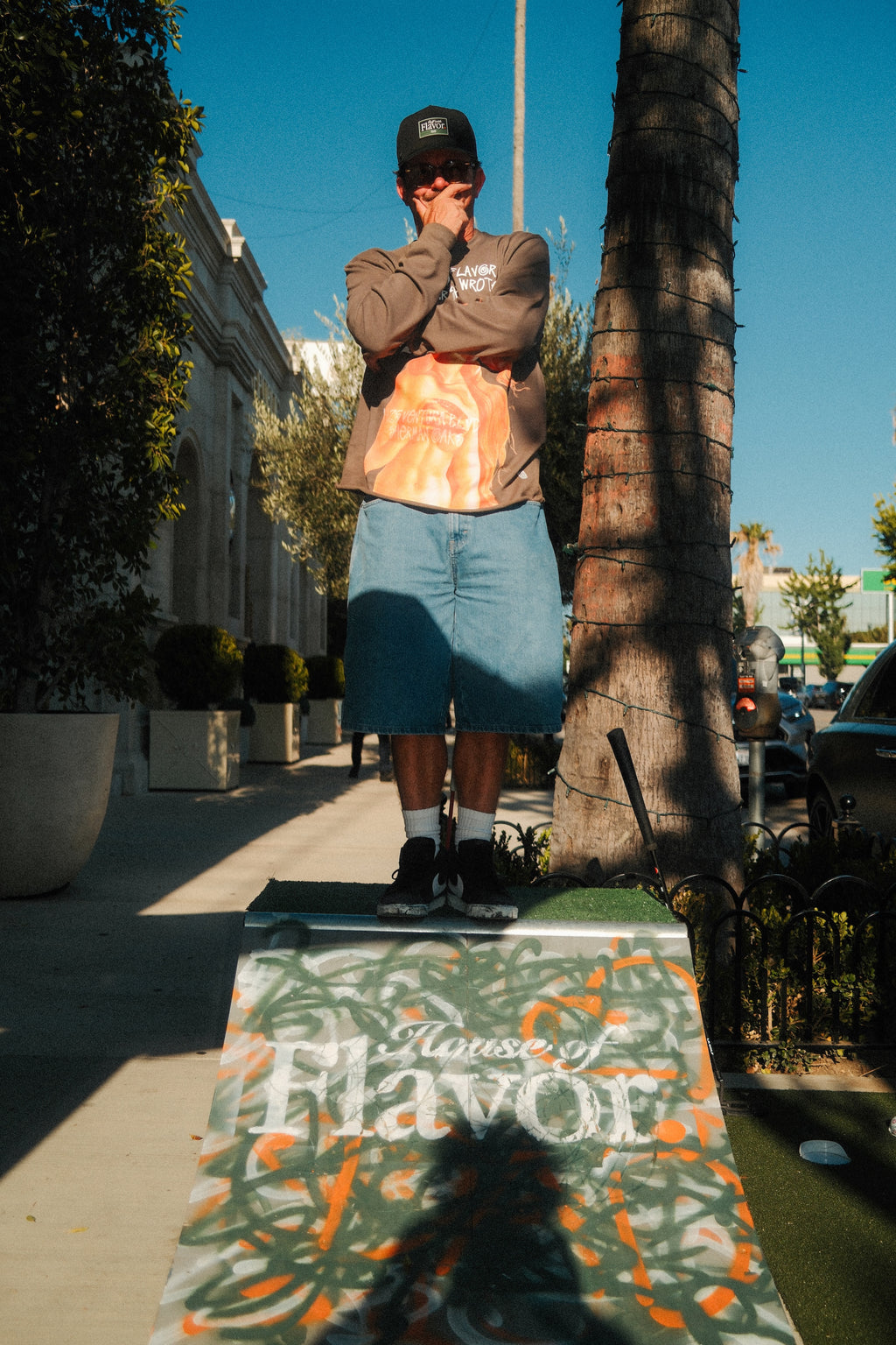 HOUSE OF FLAVOR x STANDARD ISSUE LONG SLEEVED TEE SHIRT FOR BURGER SHE WROTE
